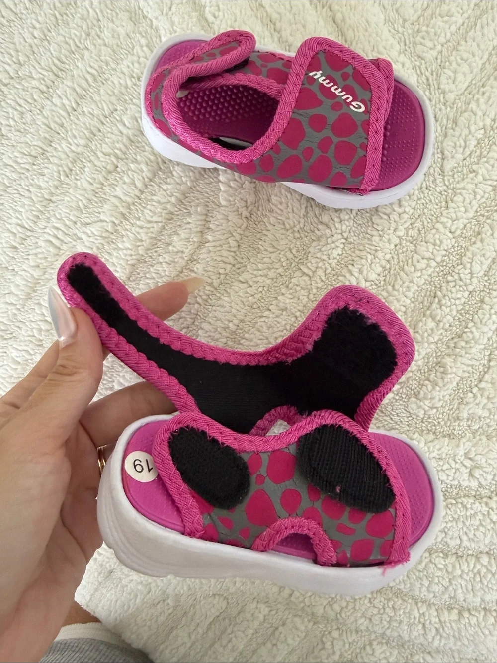 Kids Pink Adjustable Open-Toe Sandals - size 19 EU - NEW